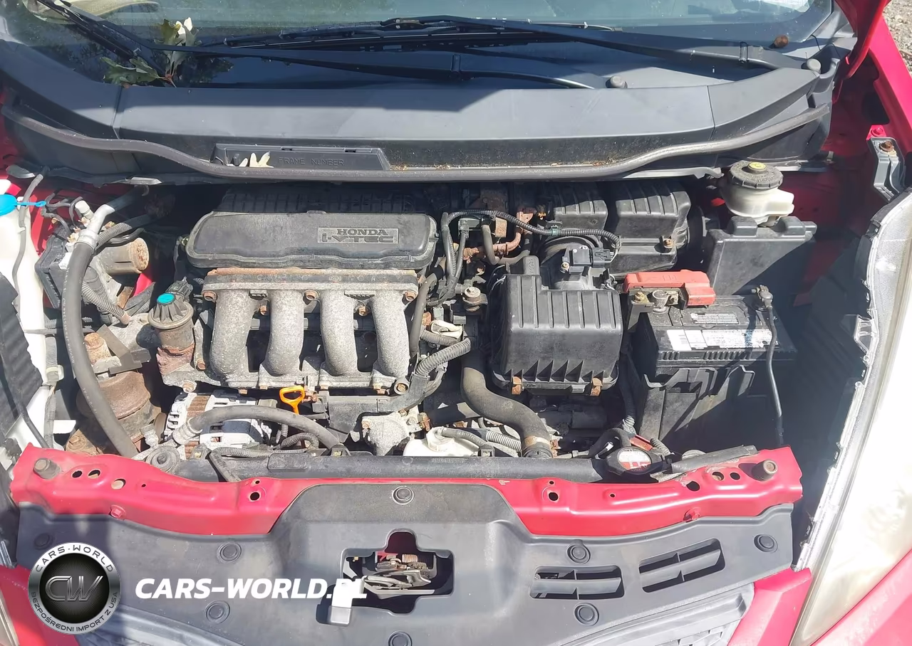 2011 Honda Fit Sport VIN:JHMGE8H52BC026873 - 10