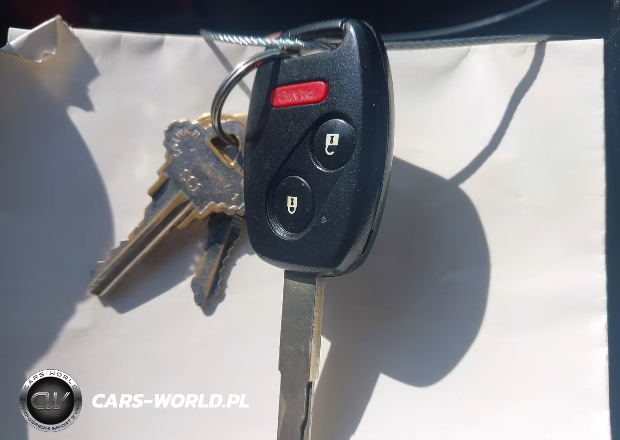 2011 Honda Fit Sport VIN:JHMGE8H52BC026873 - 11