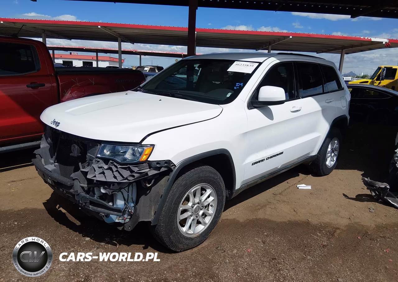 2019 Jeep Grand Cherokee Laredo 4X4 VIN:1C4RJFAG1KC551686 - 2