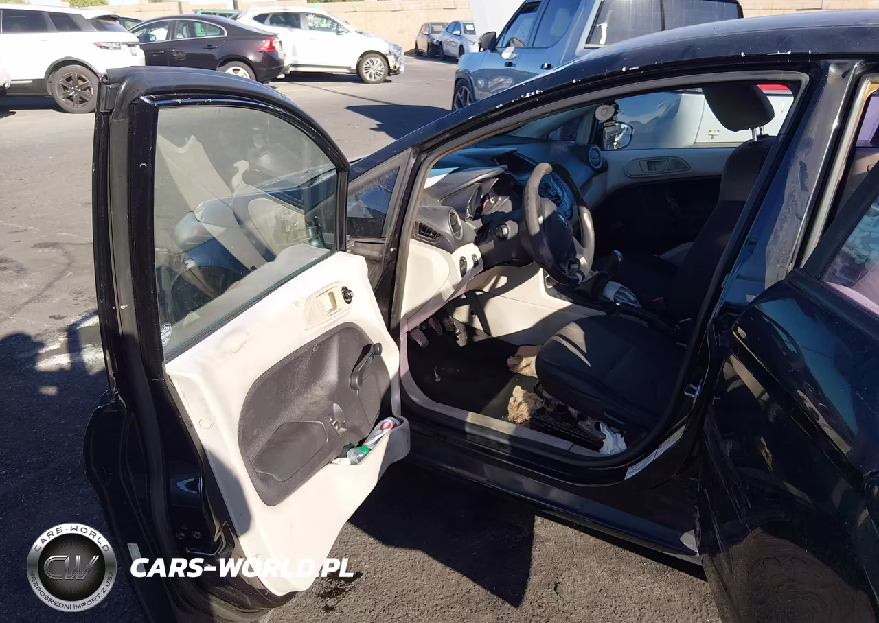 2012 Ford Fiesta S VIN:3FADP4AJXCM162110 - 5