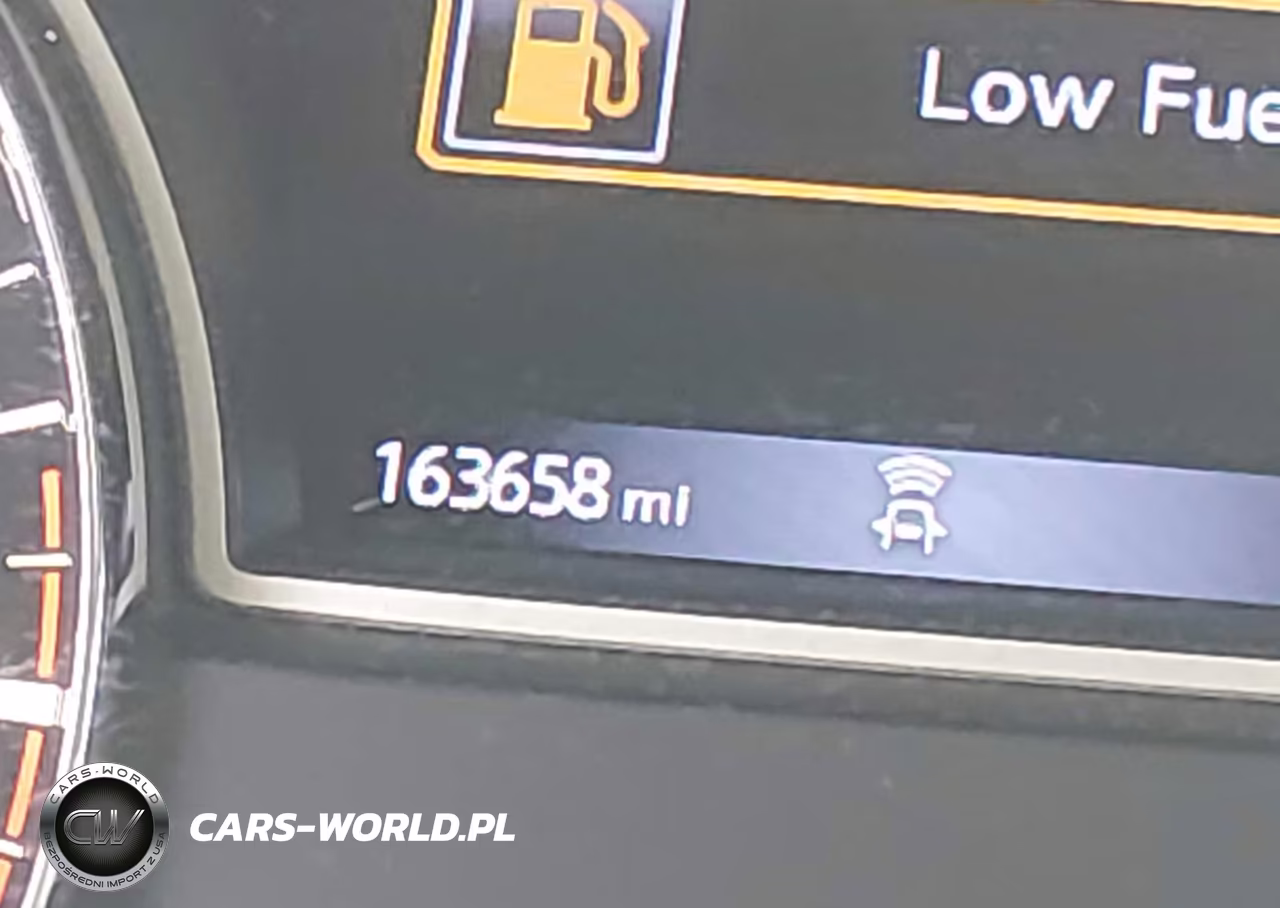 2018 Nissan Pathfinder S VIN:5N1DR2MMXJC621807 - 15