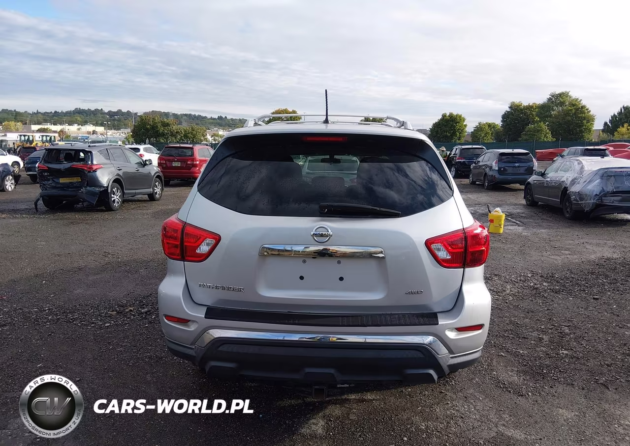 2018 Nissan Pathfinder S VIN:5N1DR2MMXJC621807 - 16