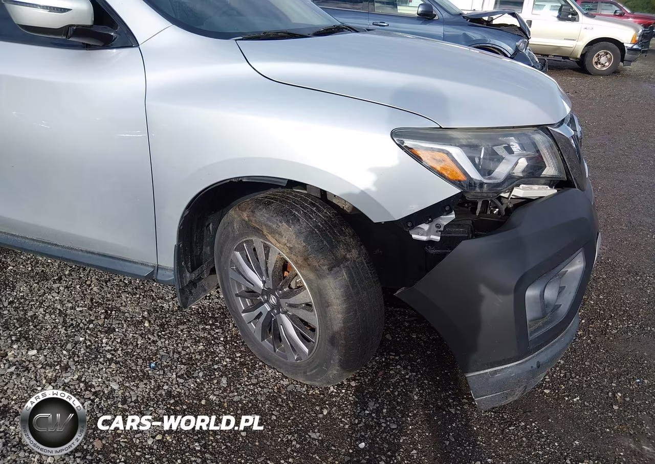 2018 Nissan Pathfinder S VIN:5N1DR2MMXJC621807 - 19