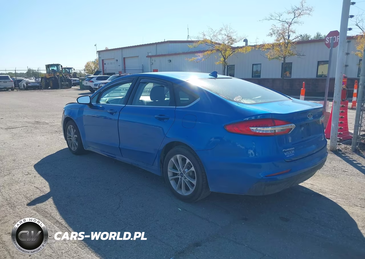2019 Ford Fusion Se VIN:3FA6P0HD2KR131923 - 3
