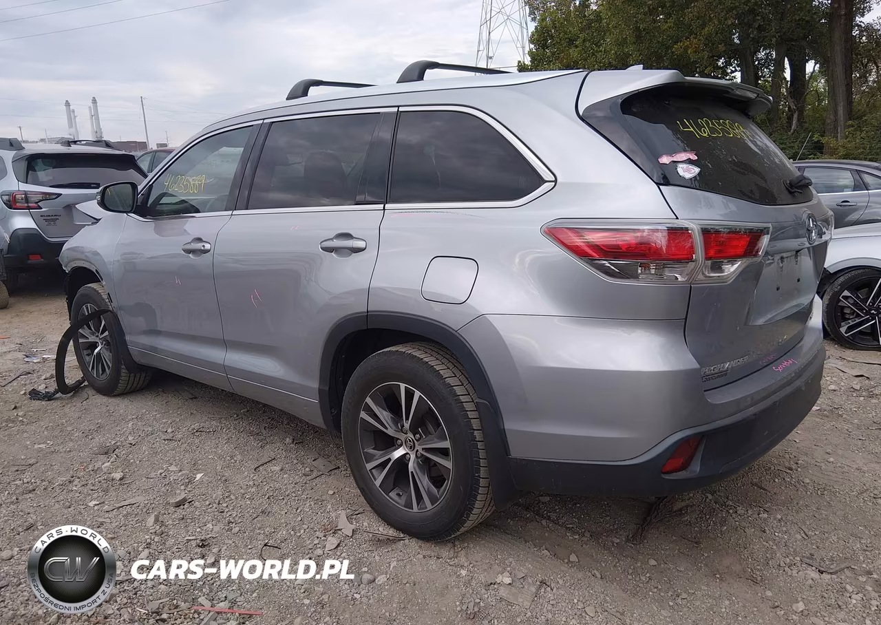 2016 Toyota Highlander Xle V6 VIN:5TDJKRFH1GS243534 - 3
