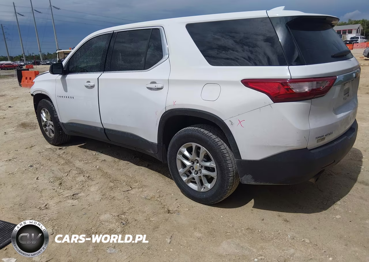 2020 Chevrolet Traverse Fwd Ls VIN:1GNERFKW5LJ239565 - 3