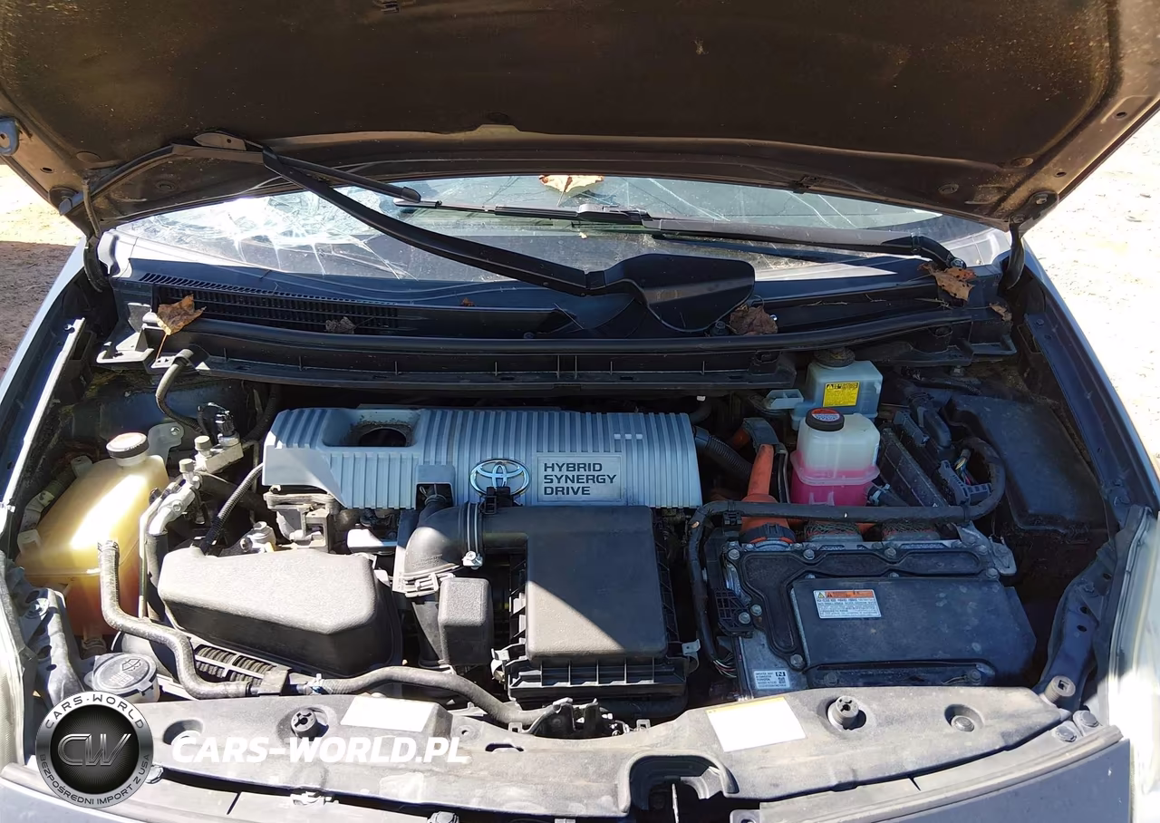 2015 Toyota Prius Two VIN:JTDKN3DU3F0472985 - 10