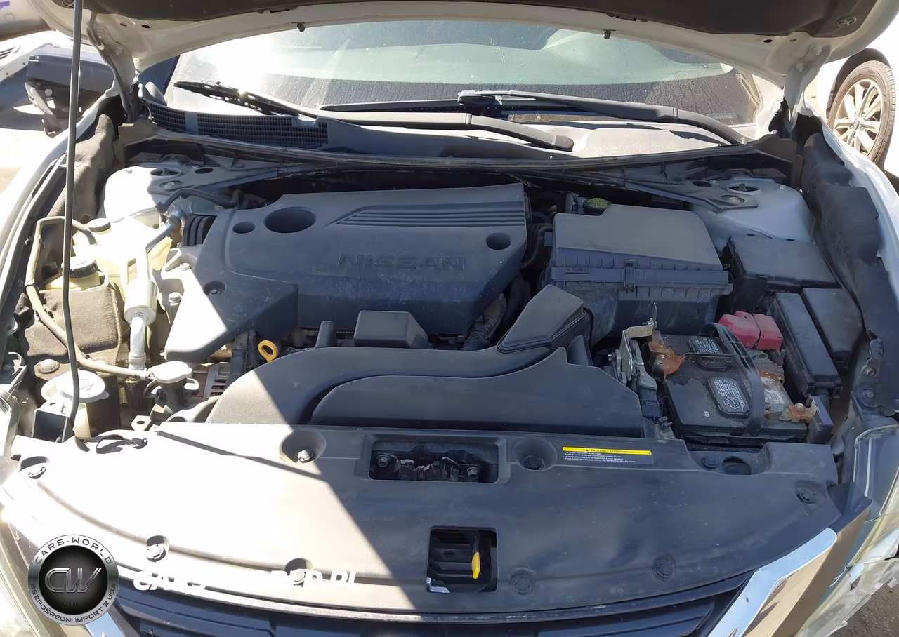 2018 Nissan Altima 2.5 S VIN:1N4AL3APXJC268133 - 10