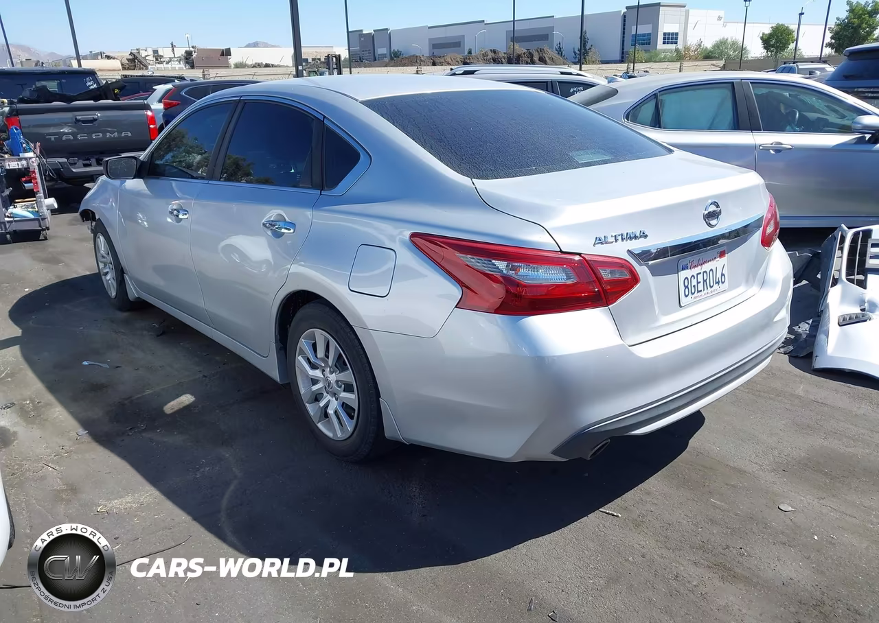 2018 Nissan Altima 2.5 S VIN:1N4AL3APXJC268133 - 3