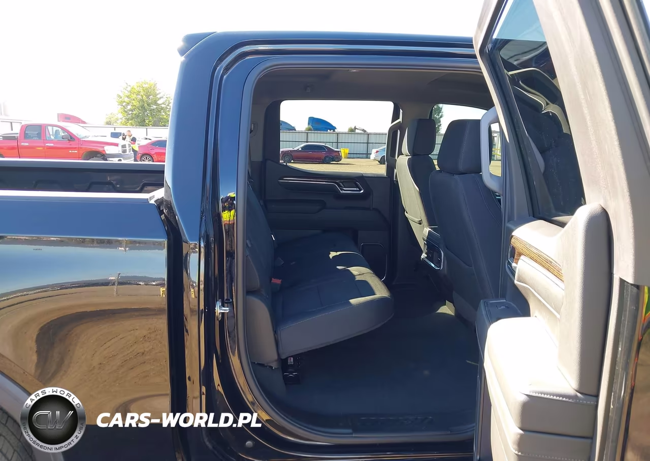 2024 GMC Sierra 1500 4Wd Short Box Elevation With 3Sb VIN:3GTUUCE88RG381949 - 8