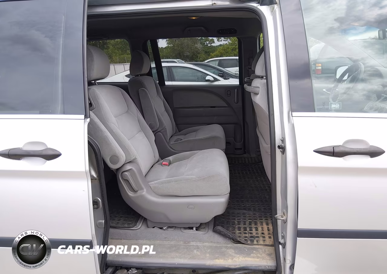 2010 Honda Odyssey Lx VIN:5FNRL3H20AB100334 - 8