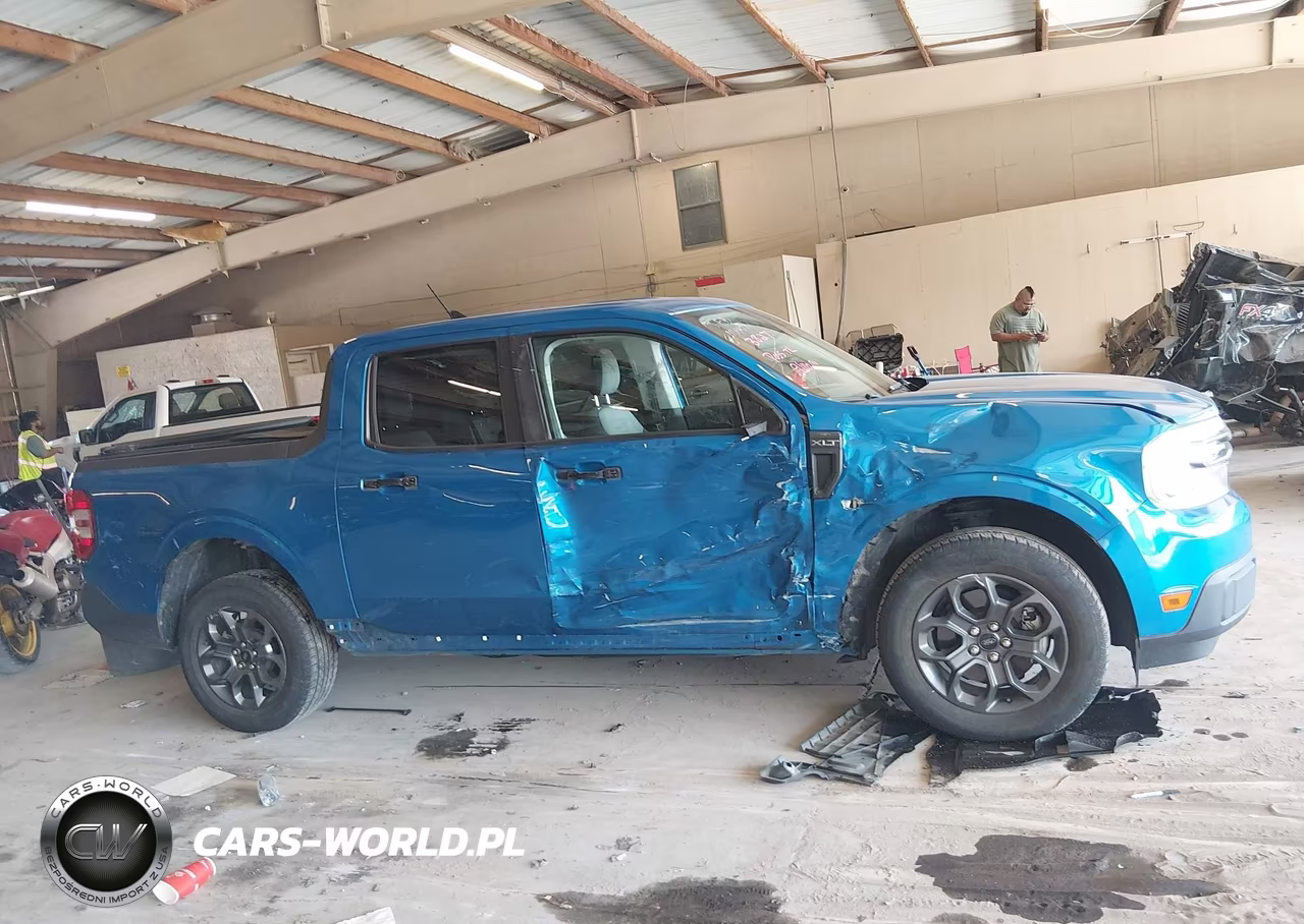 2022 Ford Maverick Xlt VIN:3FTTW8E31NRA72619 - 13