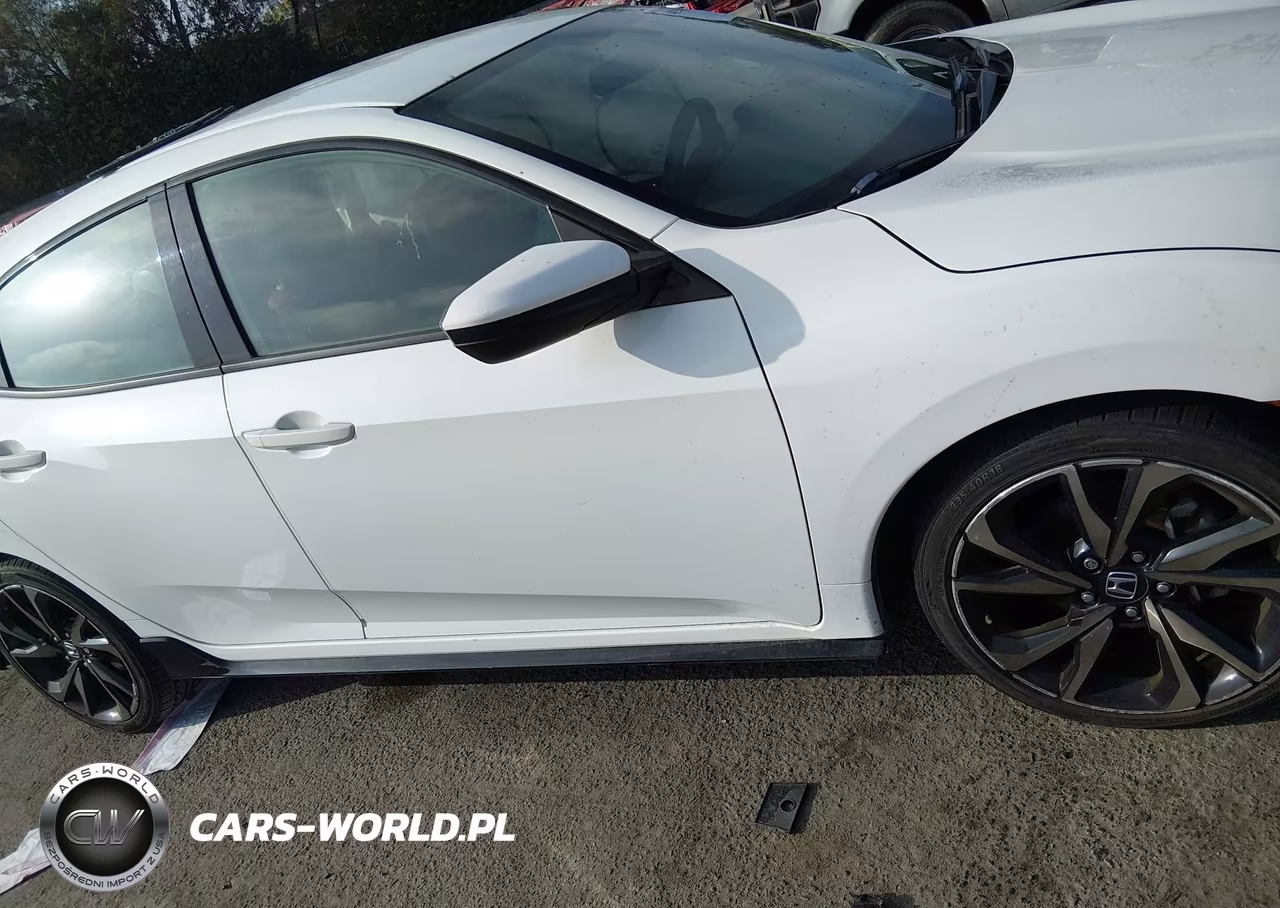 2018 Honda Civic Sport VIN:SHHFK7H49JU425349 - 13