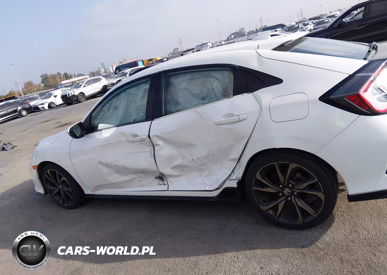 2018 Honda Civic Sport VIN:SHHFK7H49JU425349 - 14