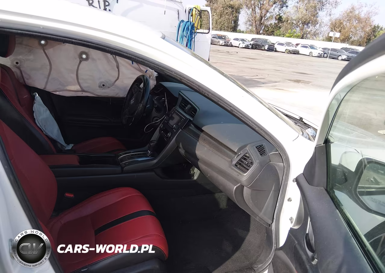2018 Honda Civic Sport VIN:SHHFK7H49JU425349 - 5