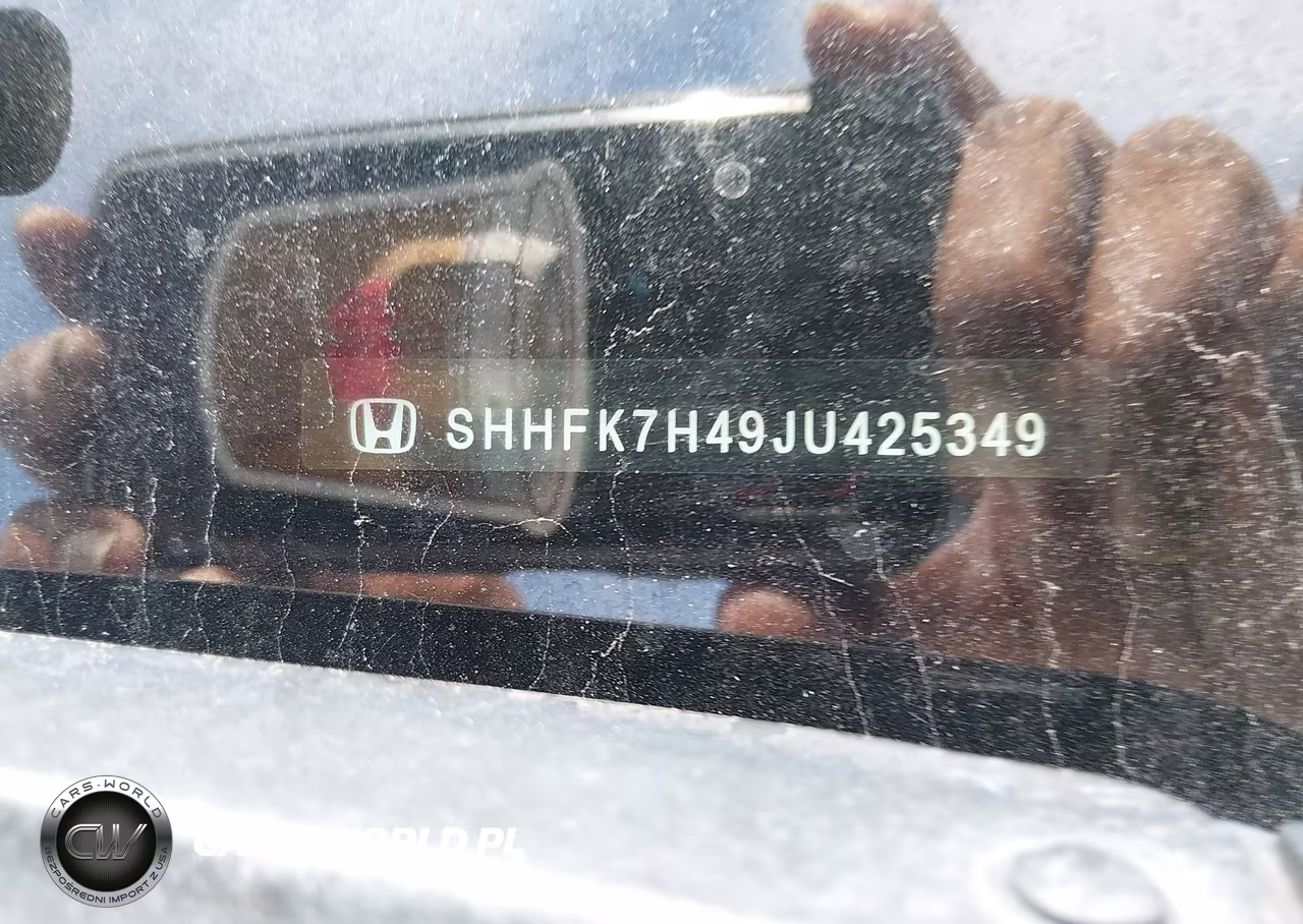 2018 Honda Civic Sport VIN:SHHFK7H49JU425349 - 9