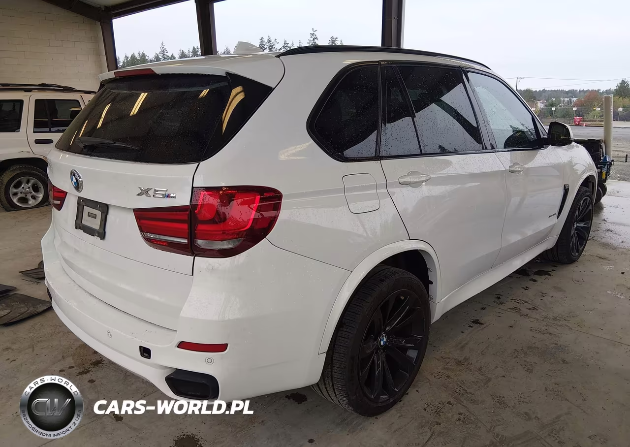 2016 BMW X5 xDrive35I VIN:5UXKR0C53G0S85114 - 4
