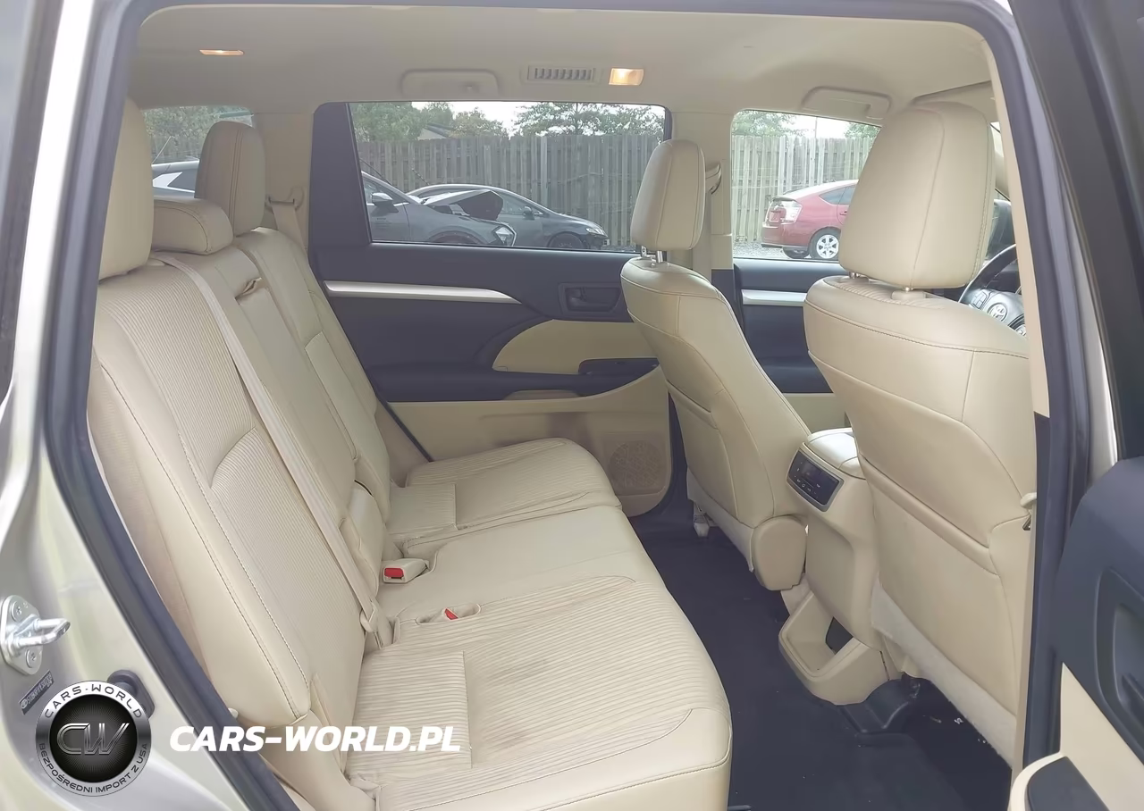 2014 Toyota Highlander Le Plus V6 VIN:5TDBKRFH1ES007838 - 8