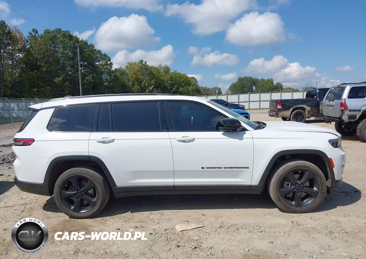 2023 Jeep Grand Cherokee L Altitude 4X4 VIN:1C4RJKAG8P8799145 - 13