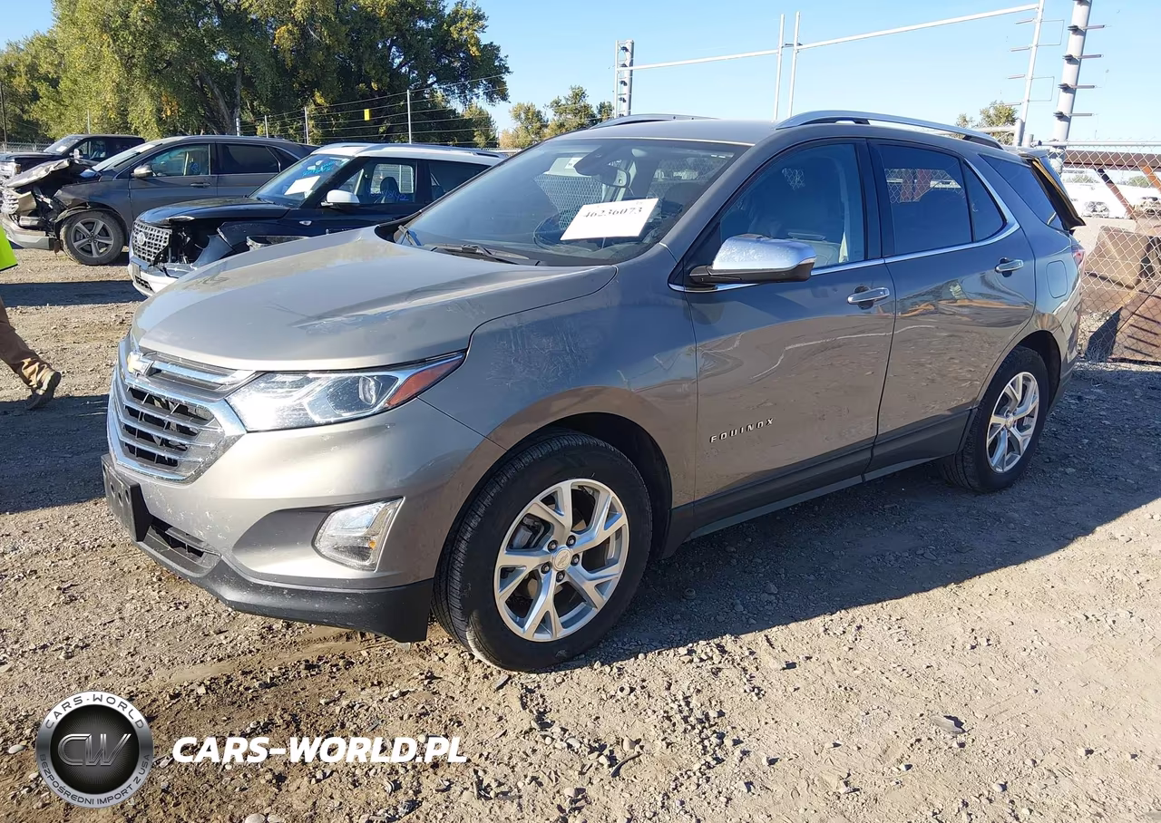 2018 Chevrolet Equinox Premier VIN:3GNAXVEV8JS545611 - 2