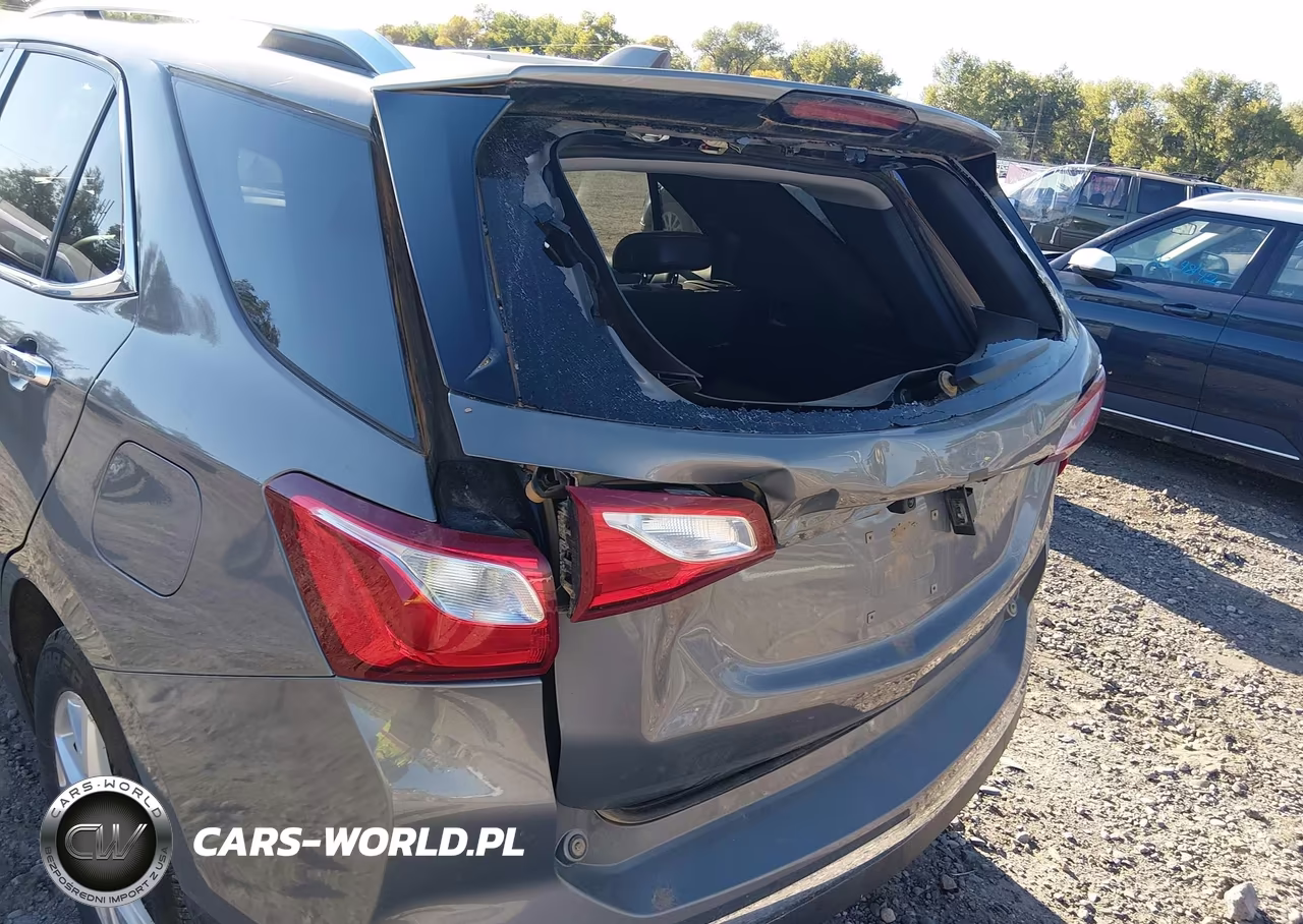 2018 Chevrolet Equinox Premier VIN:3GNAXVEV8JS545611 - 6