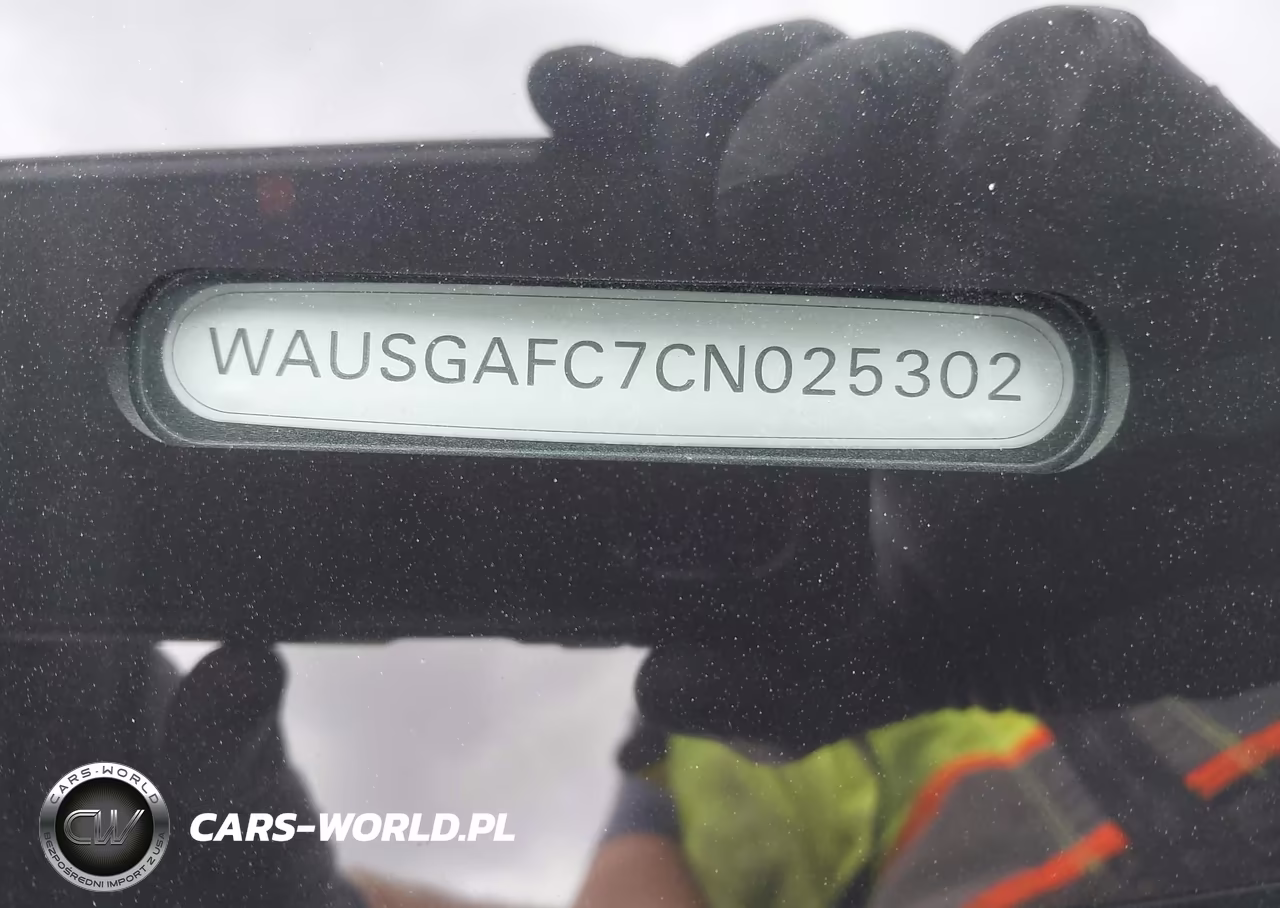 2012 Audi A7 Premium VIN:WAUSGAFC7CN025302 - 9