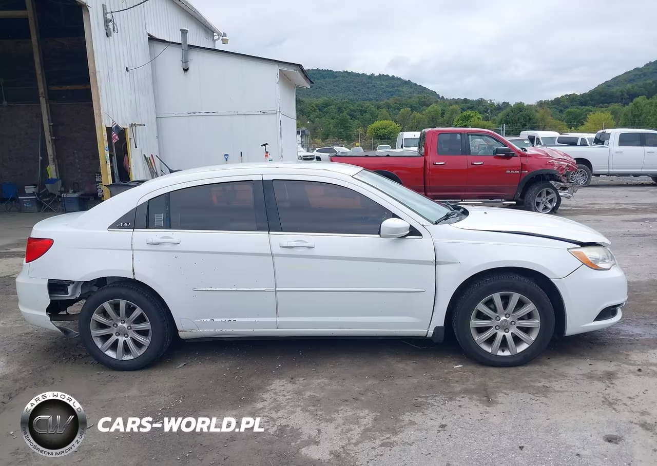 2013 Chrysler 200 Lx VIN:1C3CCBAB9DN624067 - 6