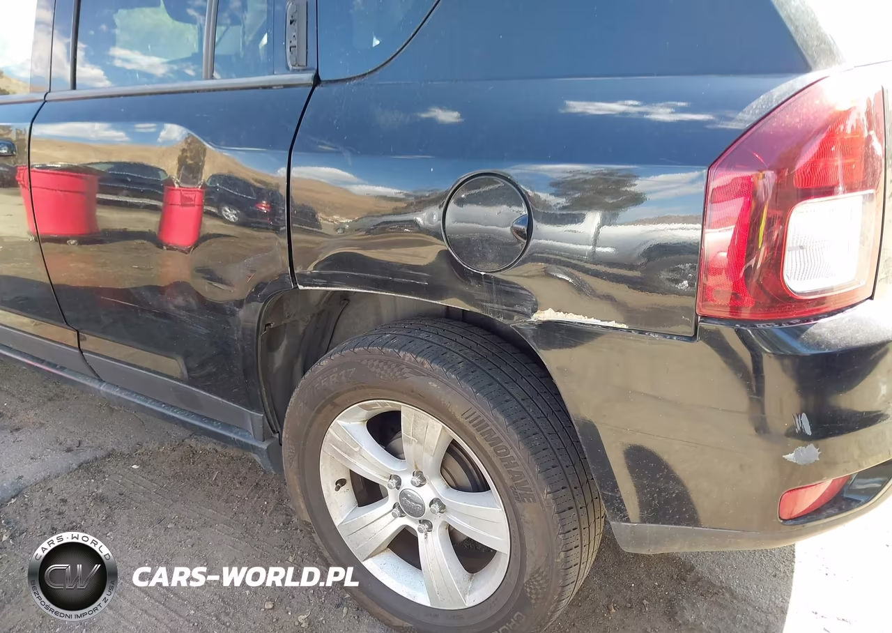 2016 Jeep Compass Sport VIN:1C4NJCBA1GD666653 - 12