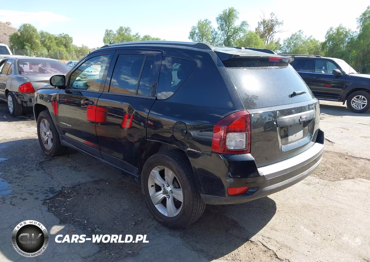 2016 Jeep Compass Sport VIN:1C4NJCBA1GD666653 - 3