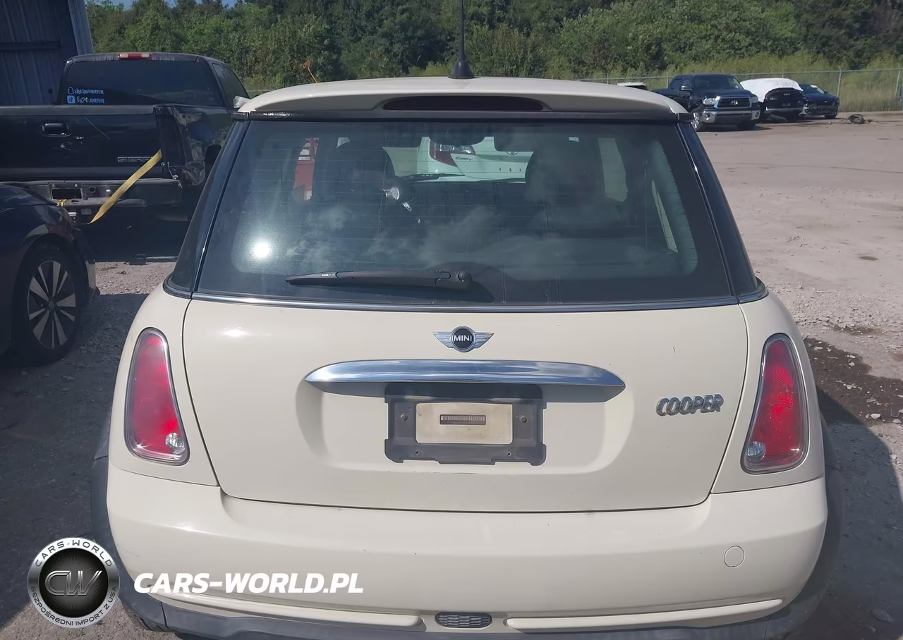 2006 Mini Cooper VIN:WMWRC33586TK18912 - 16