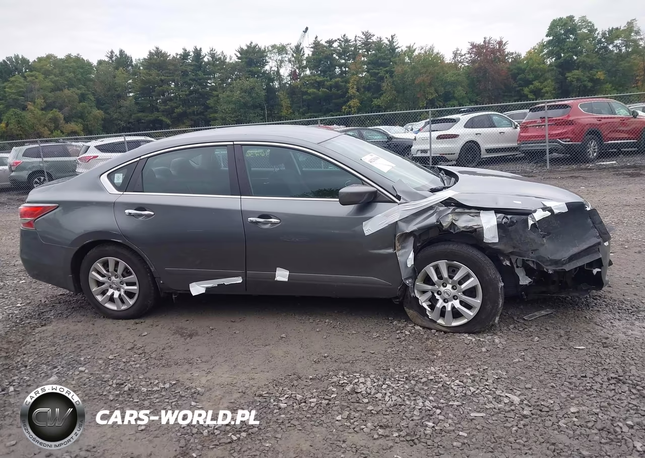 2015 Nissan Altima 2.5 S VIN:1N4AL3AP1FN391461 - 13