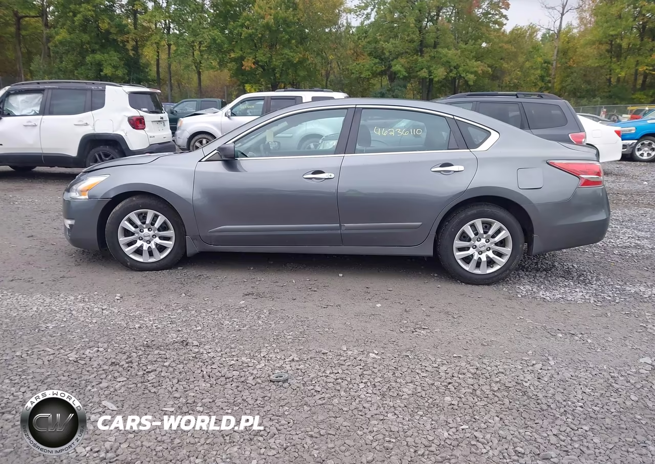 2015 Nissan Altima 2.5 S VIN:1N4AL3AP1FN391461 - 14