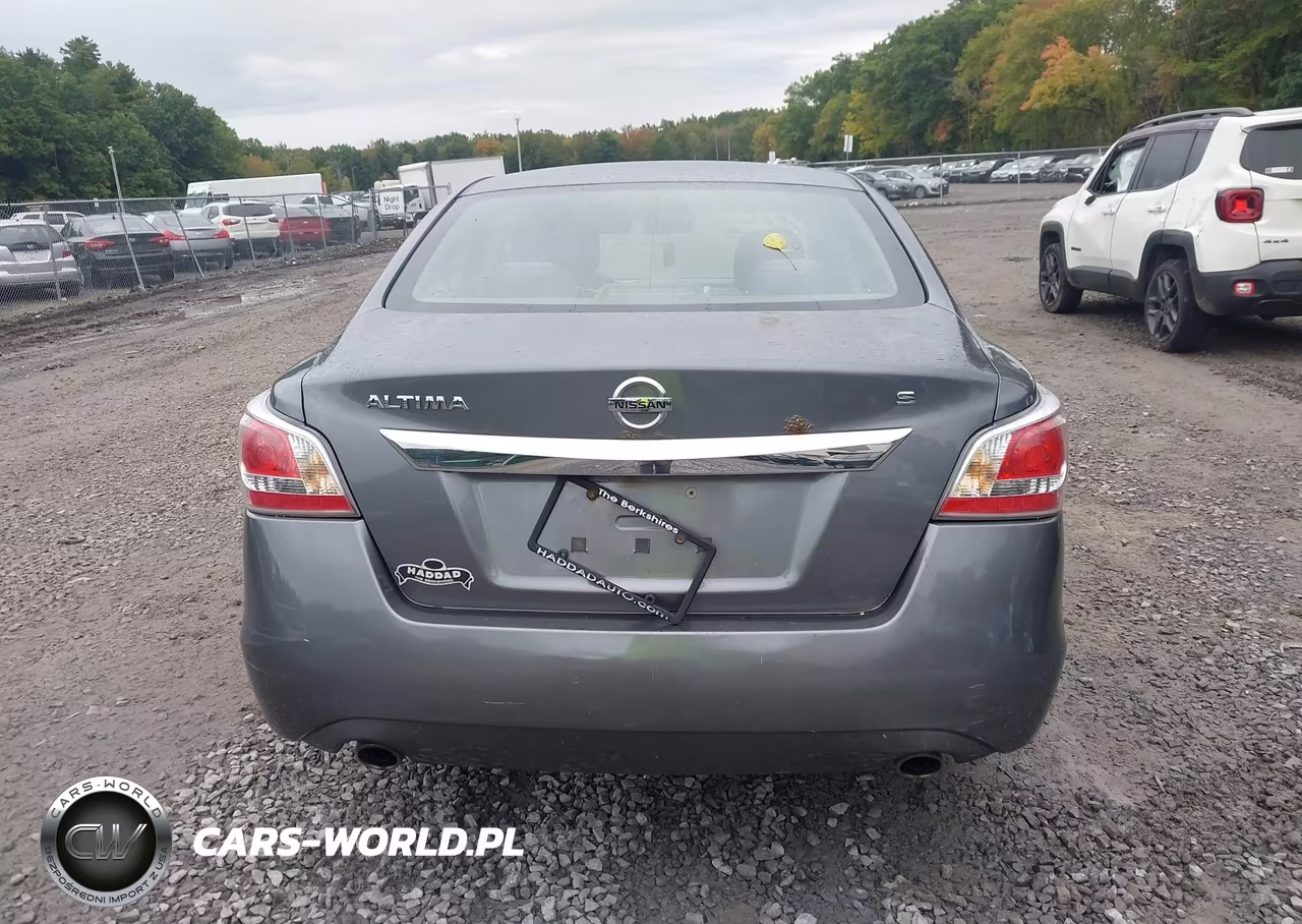 2015 Nissan Altima 2.5 S VIN:1N4AL3AP1FN391461 - 16