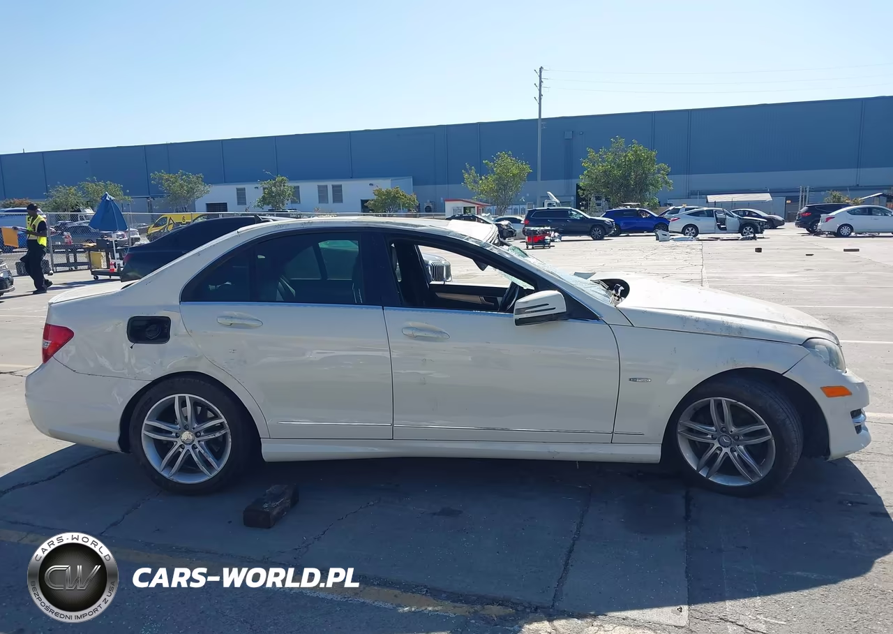 2012 Mercedes-Benz C 250 Sport VIN:WDDGF4HBXCA654602 - 15