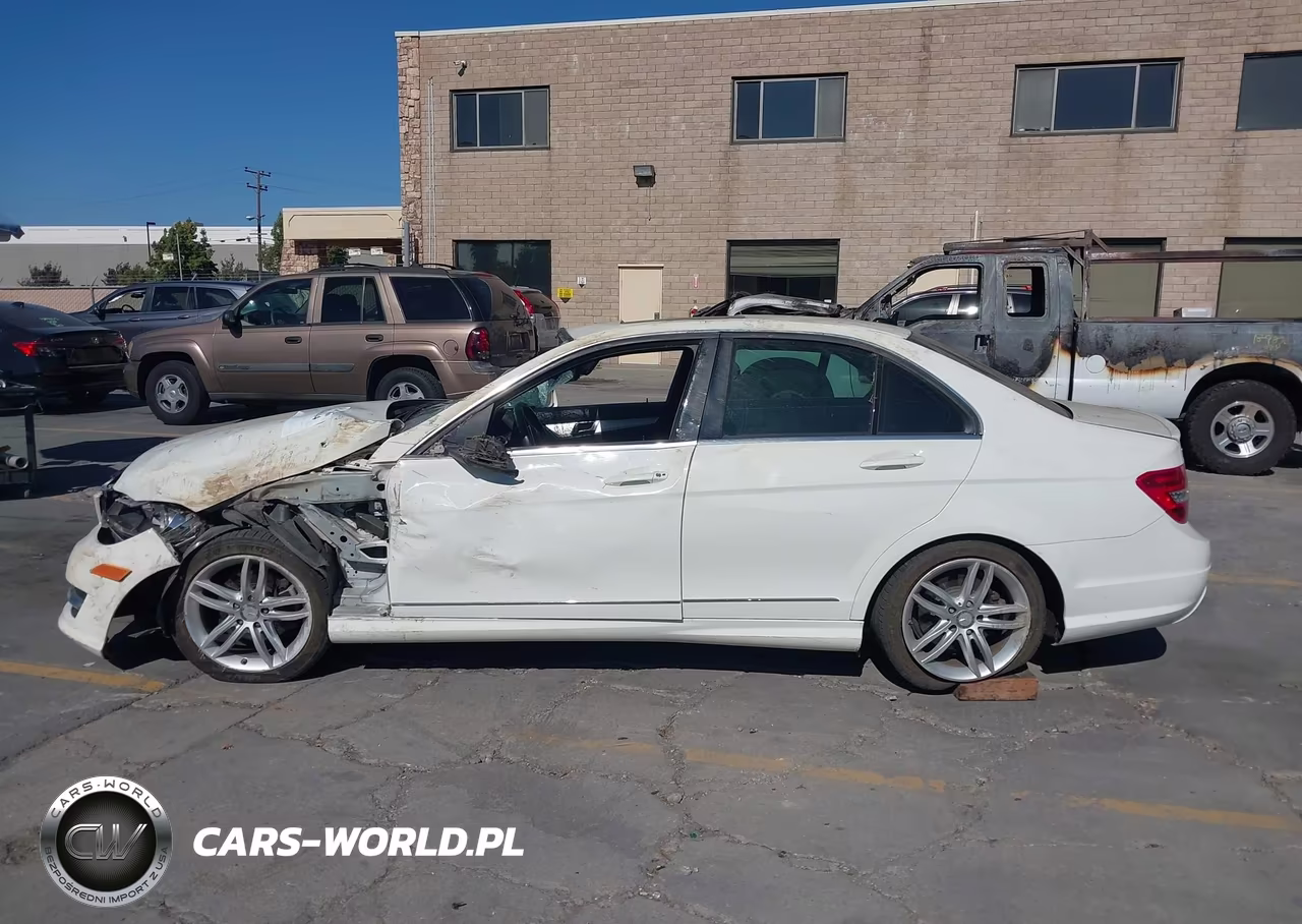 2012 Mercedes-Benz C 250 Sport VIN:WDDGF4HBXCA654602 - 16