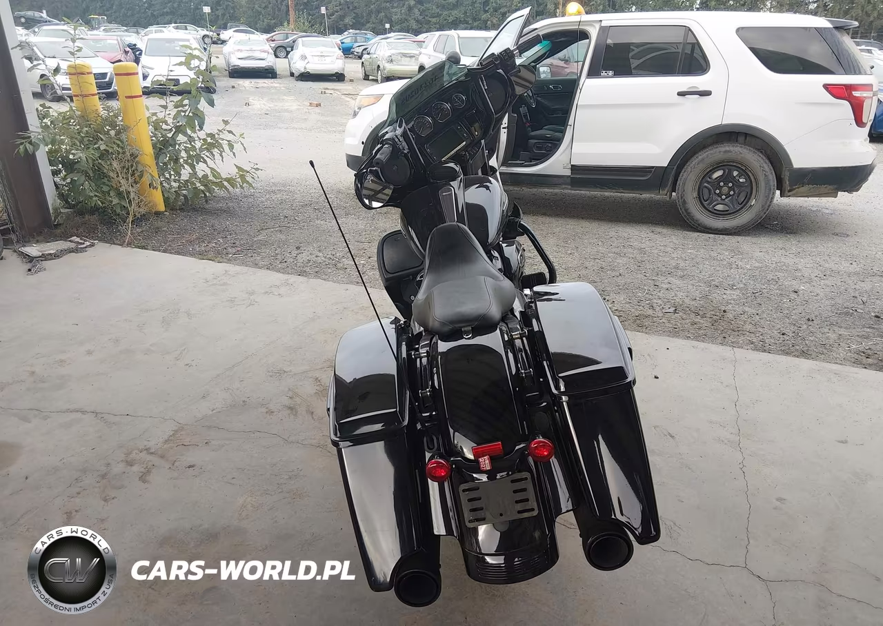 2018 Harley-Davidson Flhxs Street Glide Special VIN:1HD1KRC11JB653299 - 6