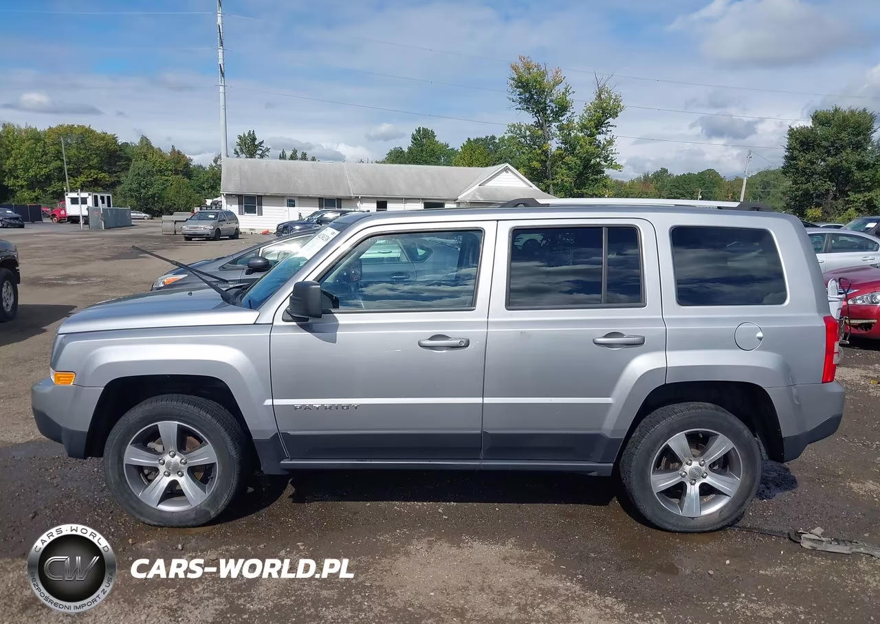 2017 Jeep Patriot High Altitude 4X4 VIN:1C4NJRFB8HD109892 - 13