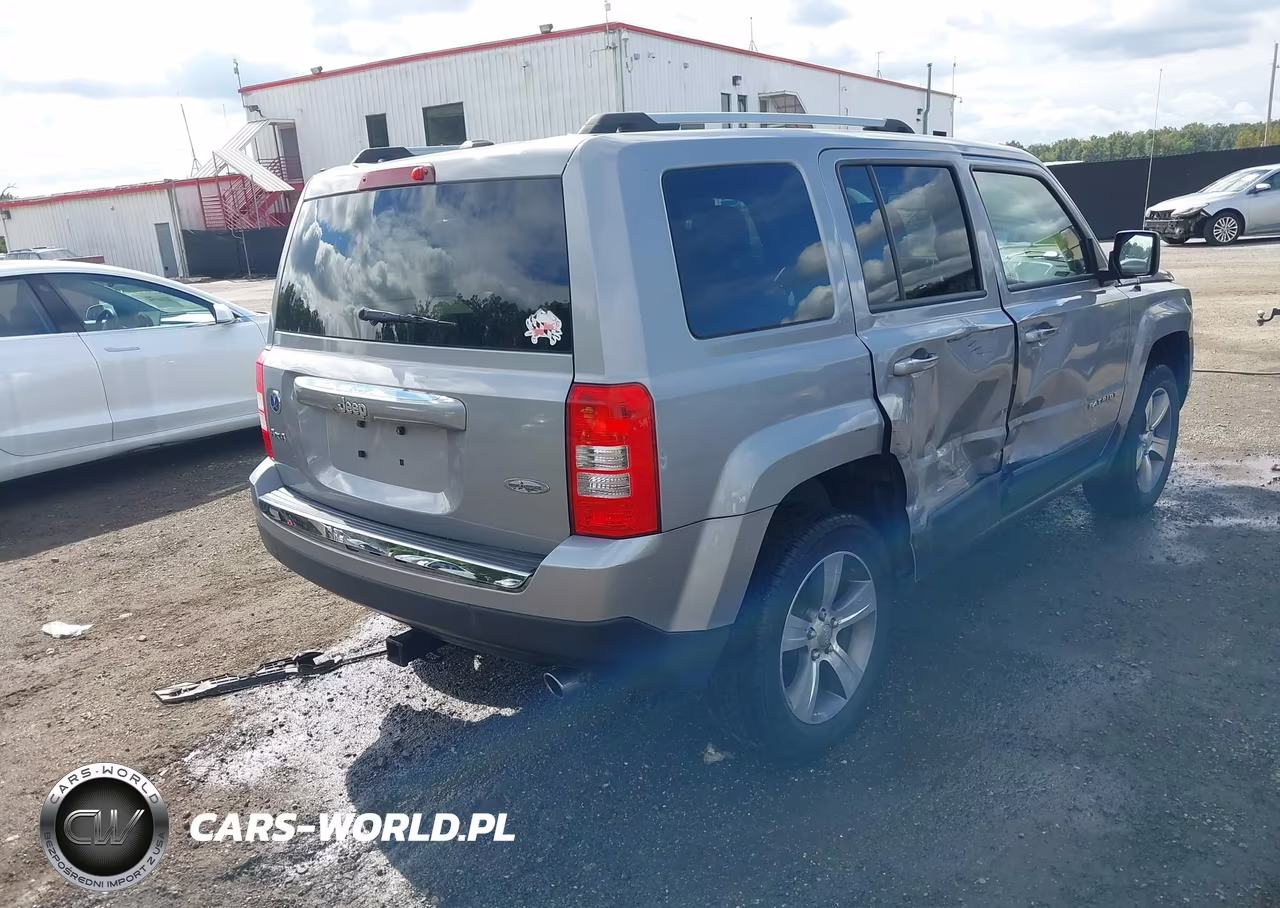 2017 Jeep Patriot High Altitude 4X4 VIN:1C4NJRFB8HD109892 - 4