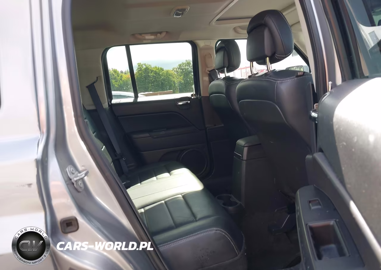 2017 Jeep Patriot High Altitude 4X4 VIN:1C4NJRFB8HD109892 - 8