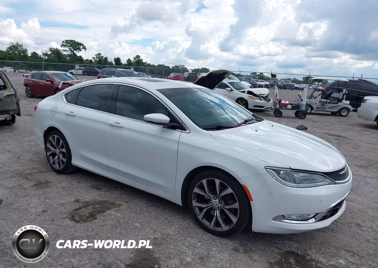 2015 Chrysler 200 C VIN:1C3CCCCG4FN551241 - 1