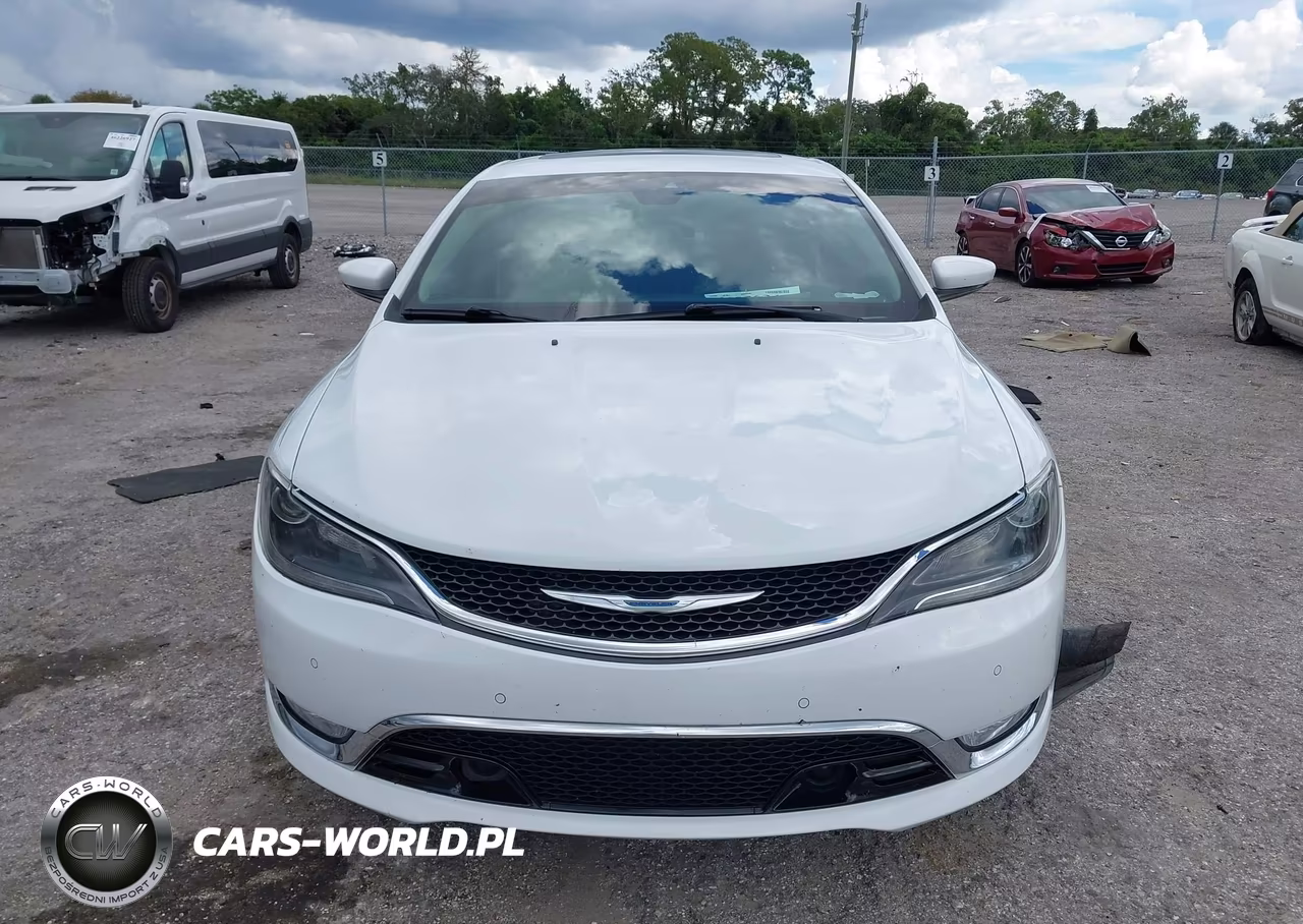 2015 Chrysler 200 C VIN:1C3CCCCG4FN551241 - 12