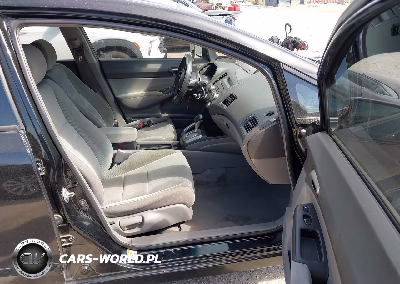 2011 Honda Civic Lx VIN:2HGFA1F5XBH501588 - 5