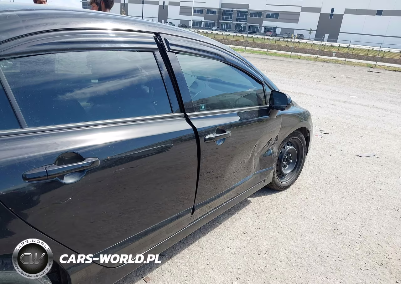2011 Honda Civic Lx VIN:2HGFA1F5XBH501588 - 6