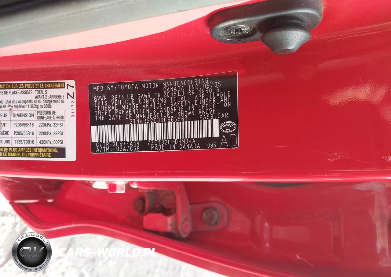 2006 Toyota Matrix VIN:2T1KR32E36C565561 - 9