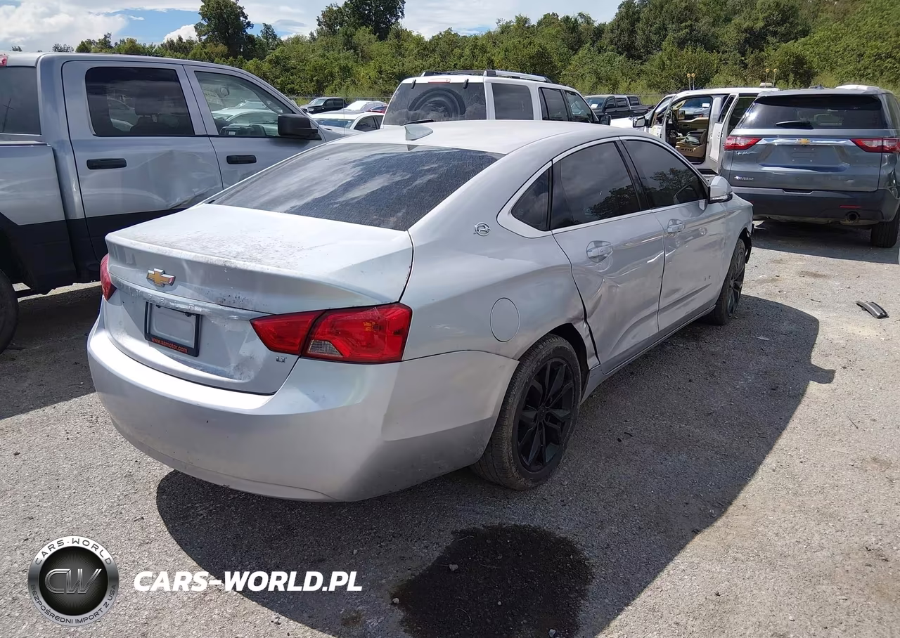 2018 Chevrolet Impala 1Lt VIN:2G1105SA4J9164682 - 4