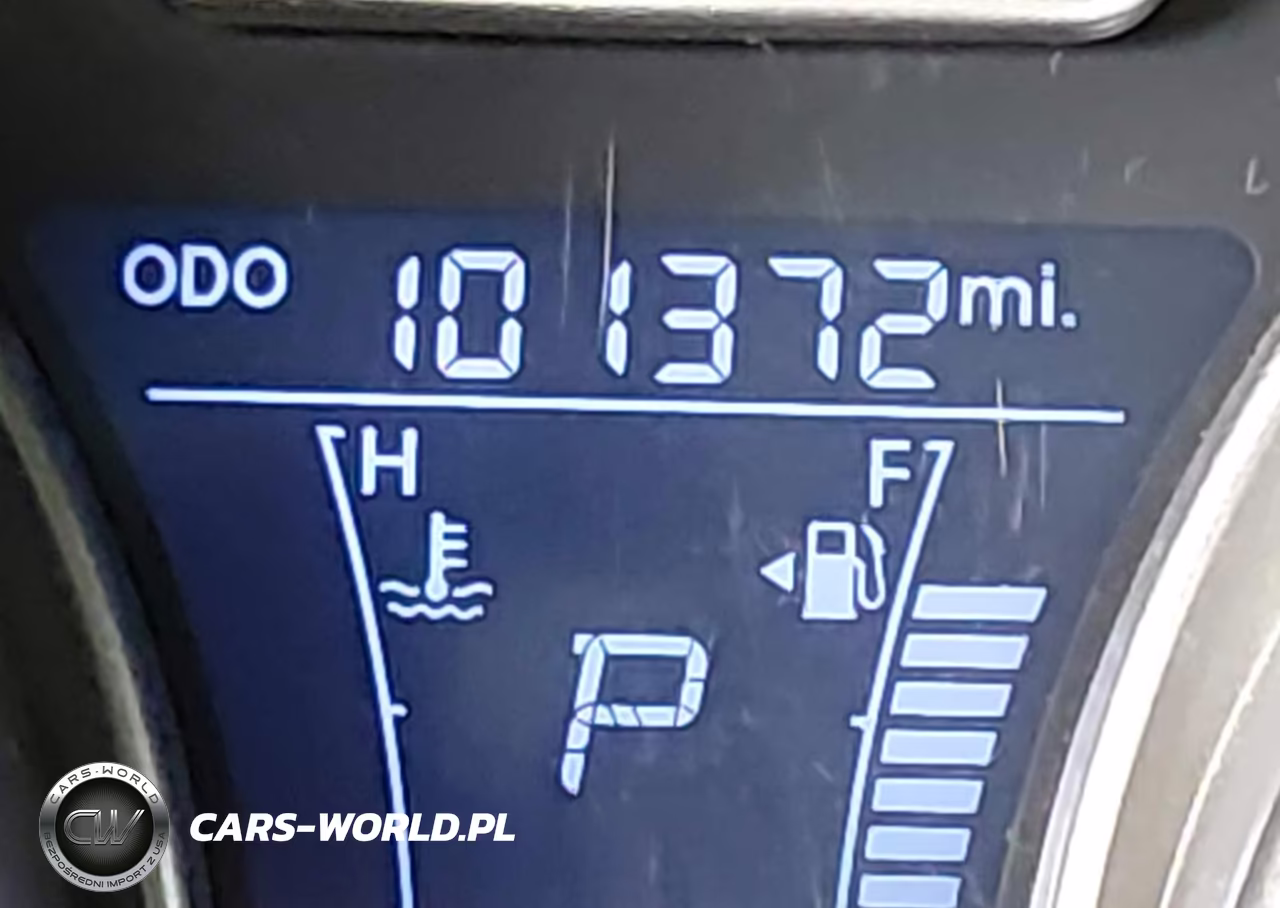 2016 Hyundai Veloster VIN:KMHTC6AD5GU251961 - 15