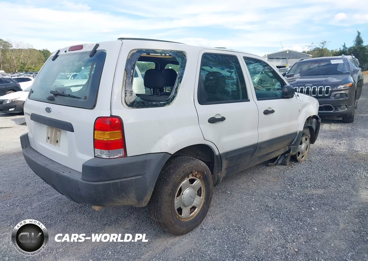 2004 Ford Escape Xls VIN:1FMCU92144DA24128 - 4