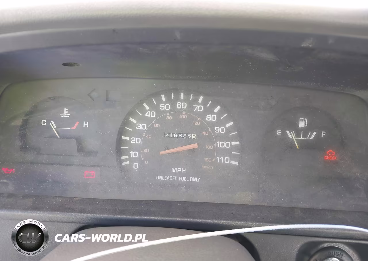 1990 Toyota Pickup 1-2 Ton Short Wheelbase VIN:JT4RN81A9L0048440 - 7