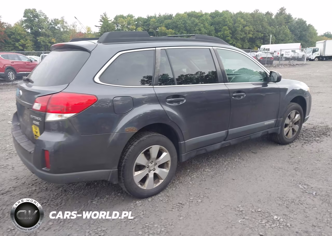 2011 Subaru Outback 2.5I Premium VIN:4S4BRBCC0B3439194 - 4