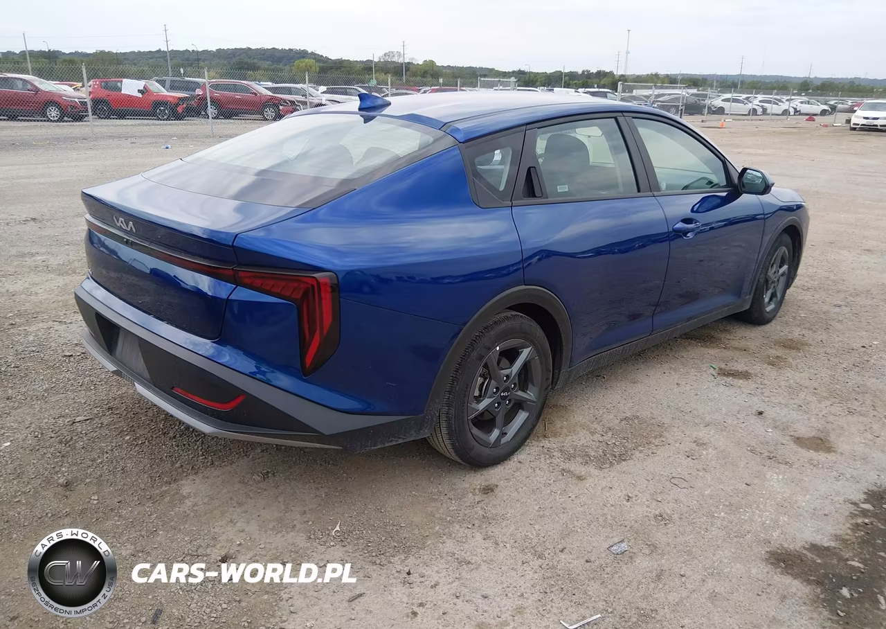 2025 Kia K4 Lxs VIN:3KPFT4DE7SE079790 - 4